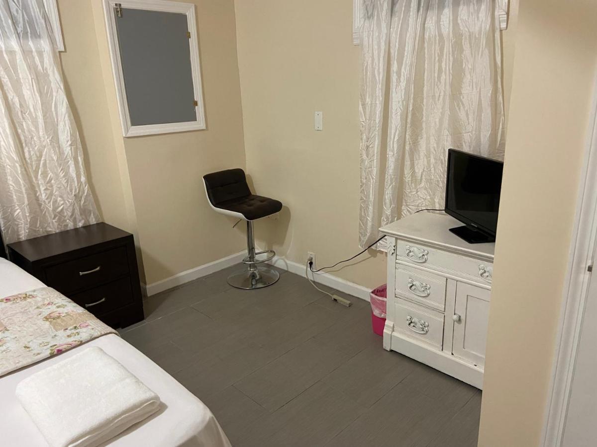 ניו יורק A Private Room In Queens מראה חיצוני תמונה