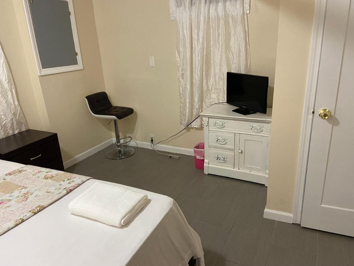 ניו יורק A Private Room In Queens מראה חיצוני תמונה